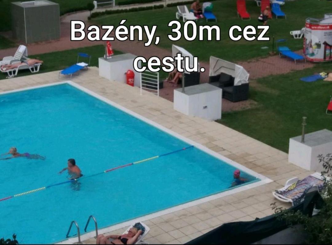 פישטני Apartmany Centro & Jacuzzi מראה חיצוני תמונה