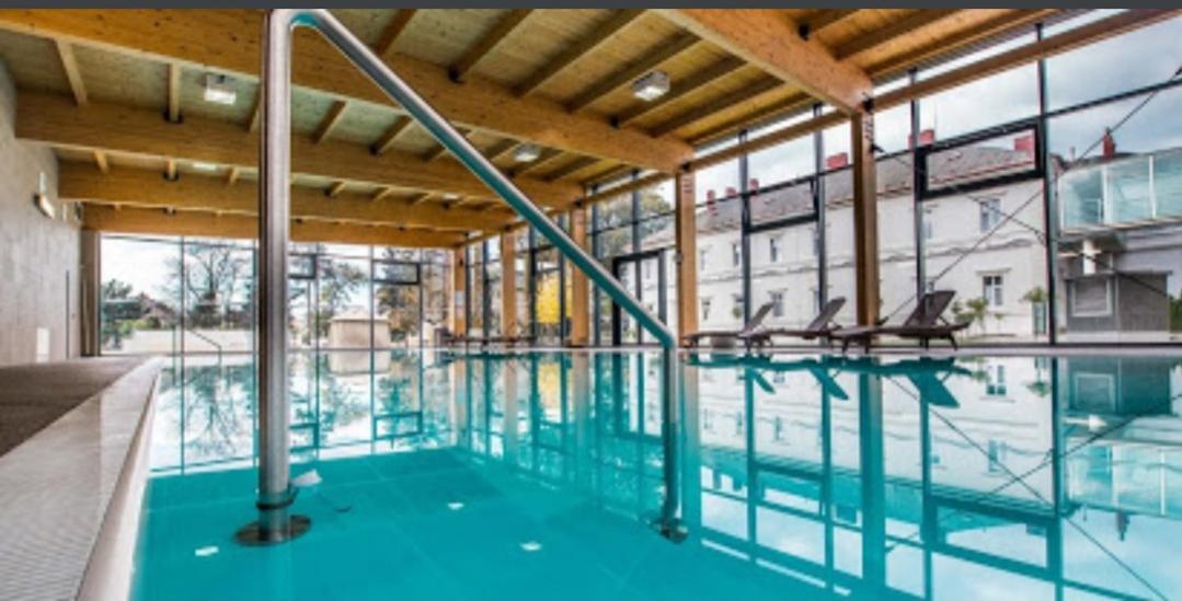 פישטני Apartmany Centro & Jacuzzi מראה חיצוני תמונה