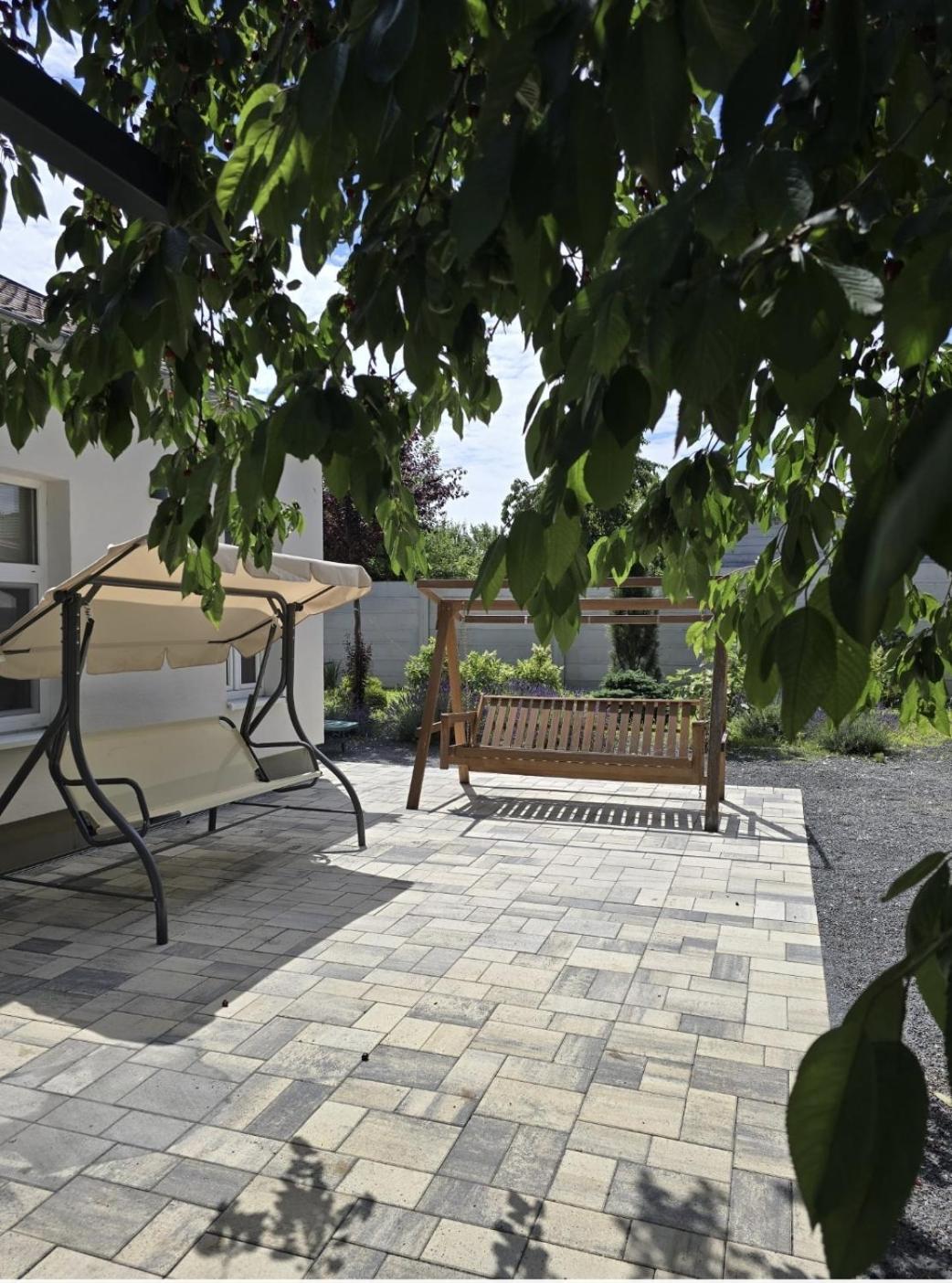 פישטני Apartmany Centro & Jacuzzi מראה חיצוני תמונה