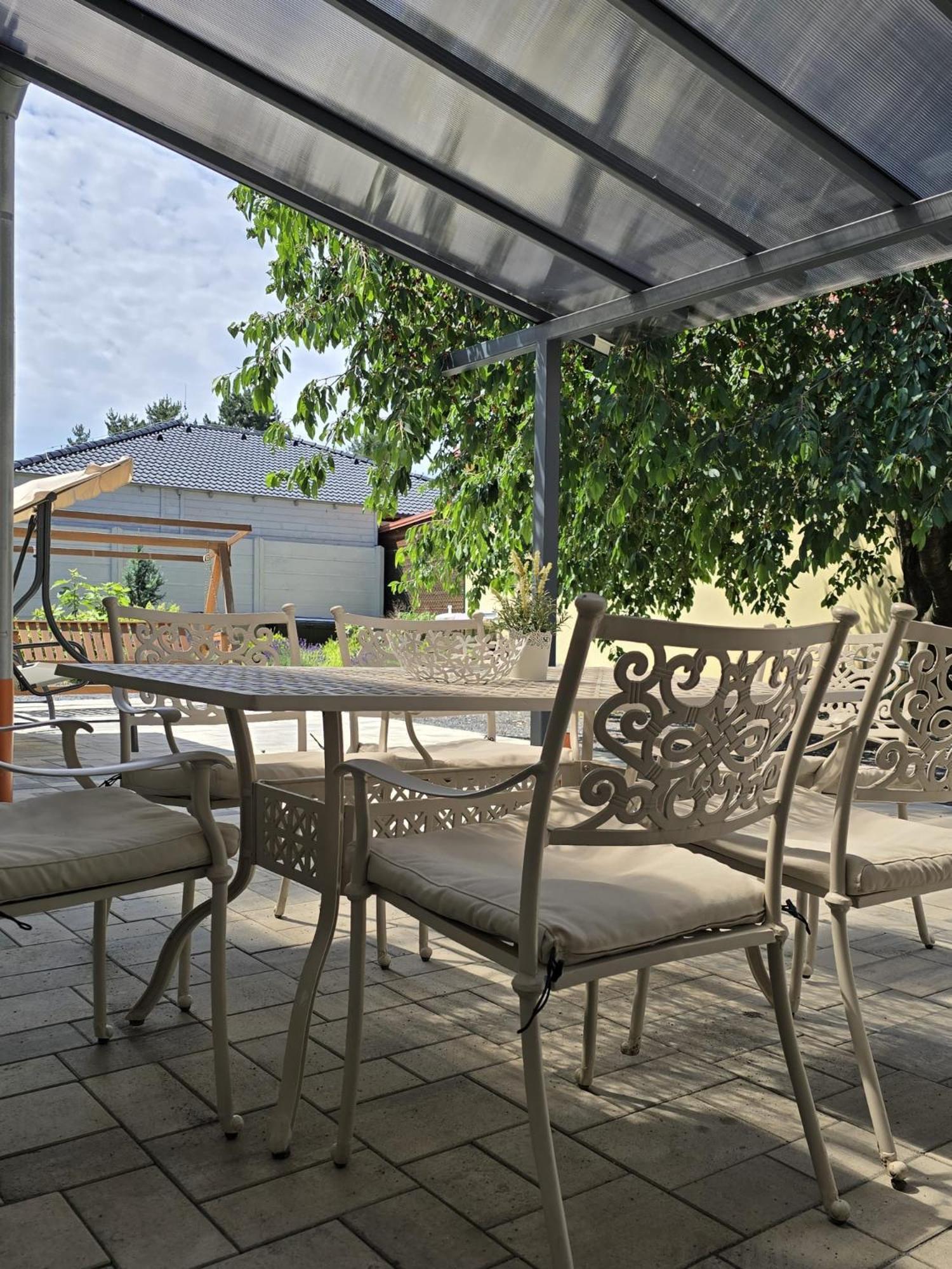פישטני Apartmany Centro & Jacuzzi מראה חיצוני תמונה