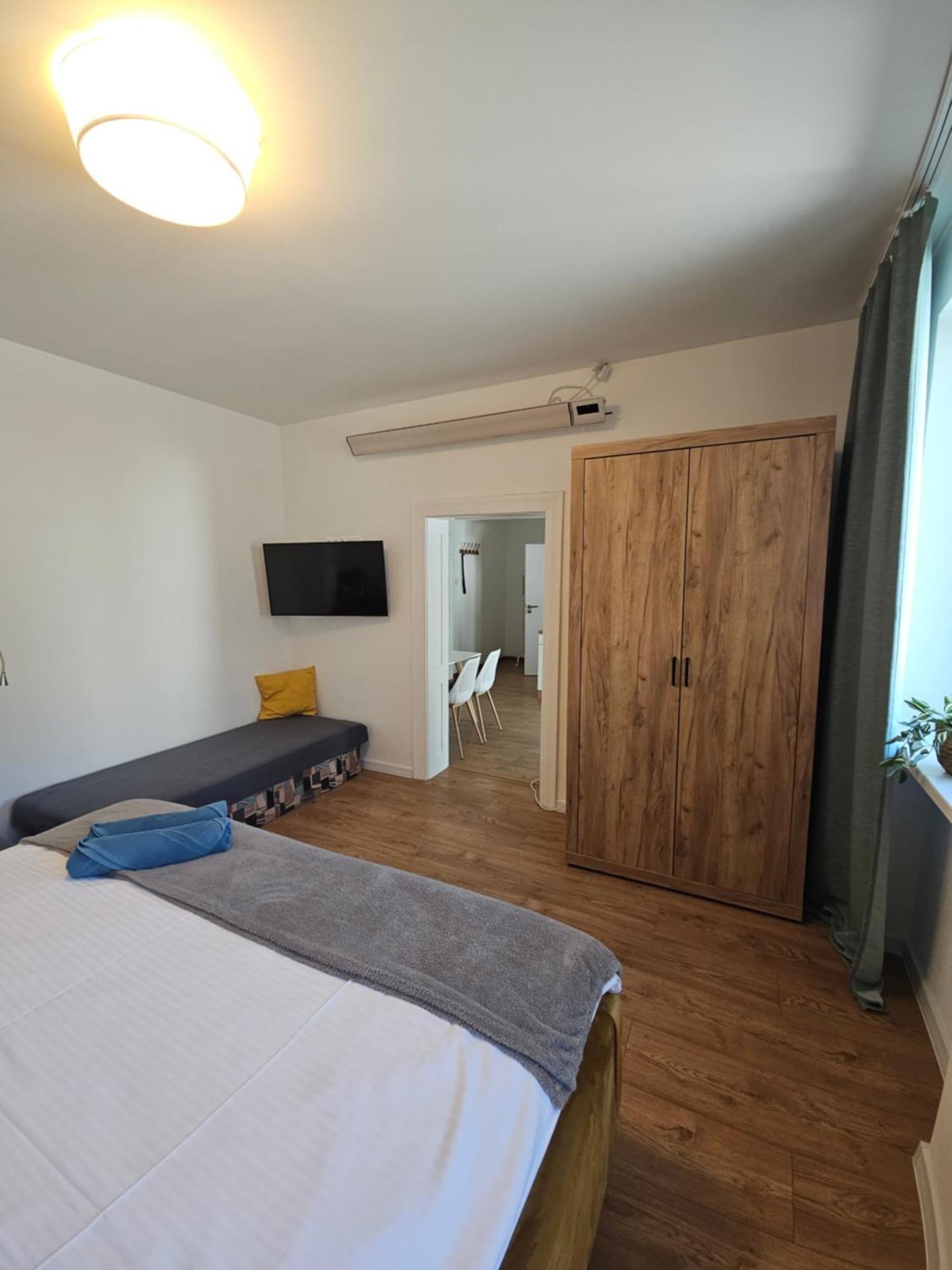 פישטני Apartmany Centro & Jacuzzi מראה חיצוני תמונה